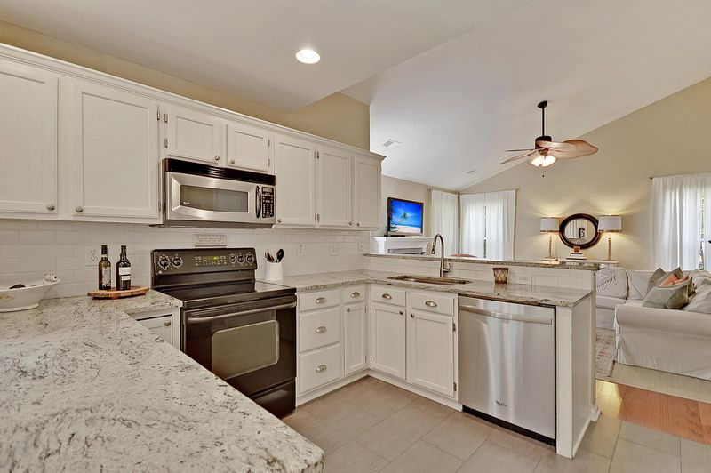 1217 Copper Penny Ct, Mount Pleasant, SC 29466