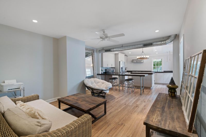 17 Duncan St, Charleston, SC 29403