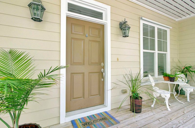 2988 Treadwell St, Mount Pleasant, SC 29466
