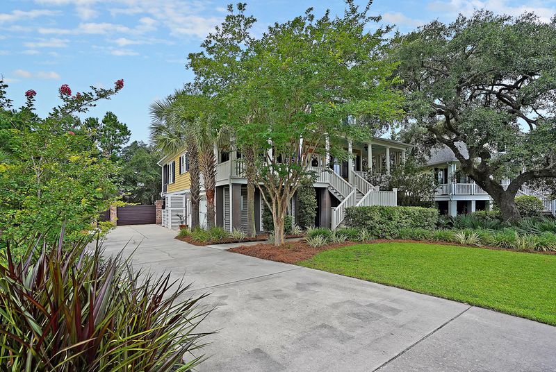 348 Evian Way, Mount Pleasant, SC 29464