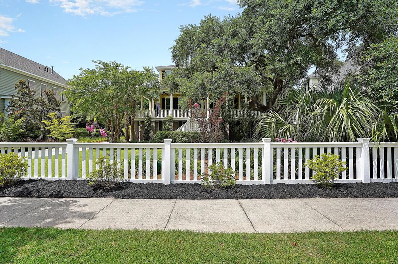 348 Evian Way, Mount Pleasant, SC 29464