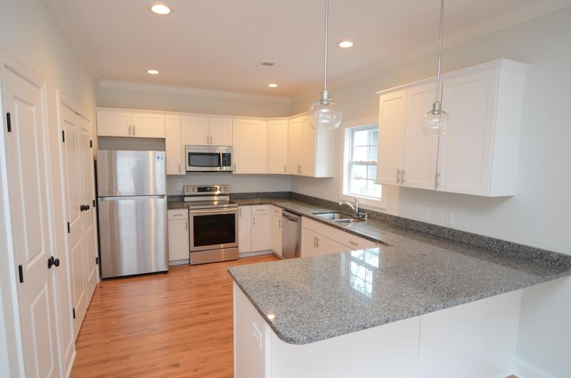 8706 Jenny Lind St, North Charleston, SC 29406