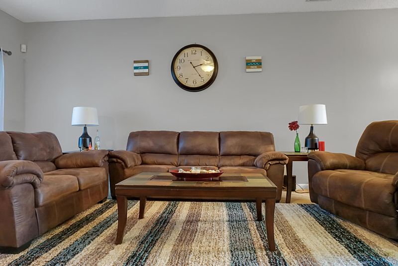 219 Seneca River Dr, Summerville, SC 29485