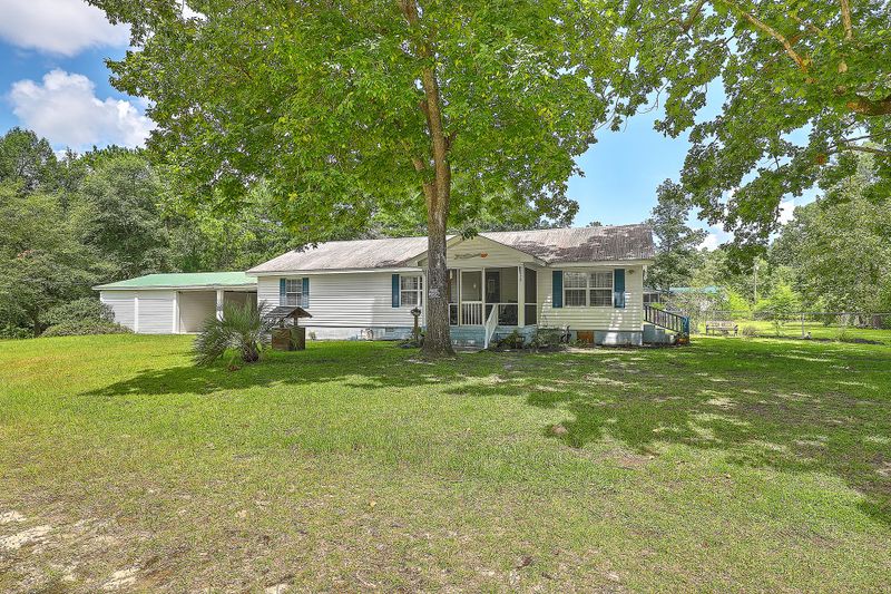 128 Cherry Grove Ln, Cross, SC 29436