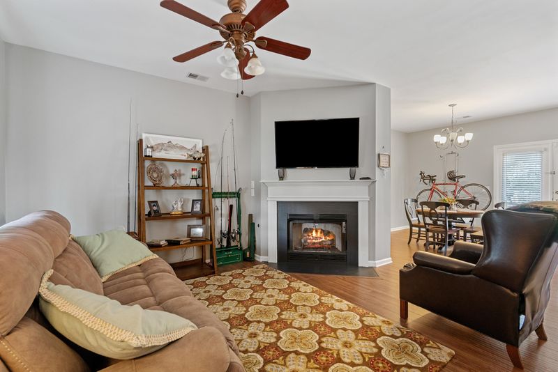 216 Pimpernel St, Summerville, SC 29483