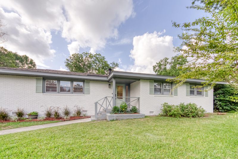 1426 Pooshee Dr, Charleston, SC 29407