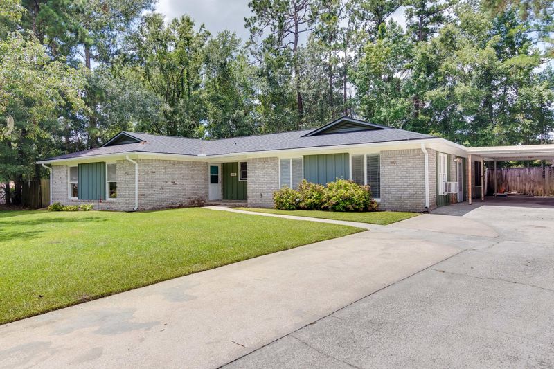 144 Foxborough Rd, Goose Creek, SC 29445