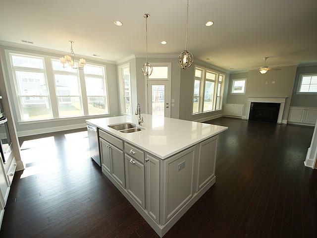 2947 Clearwater Dr, Mount Pleasant, SC 29466