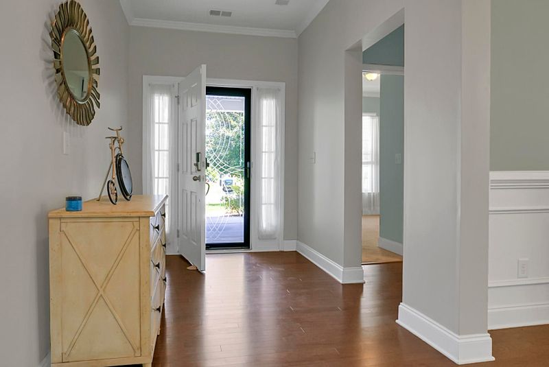1149 Moss Grove Dr, Moncks Corner, SC 29461