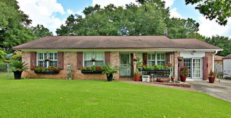 49 Princeton Rd, Goose Creek, SC 29445