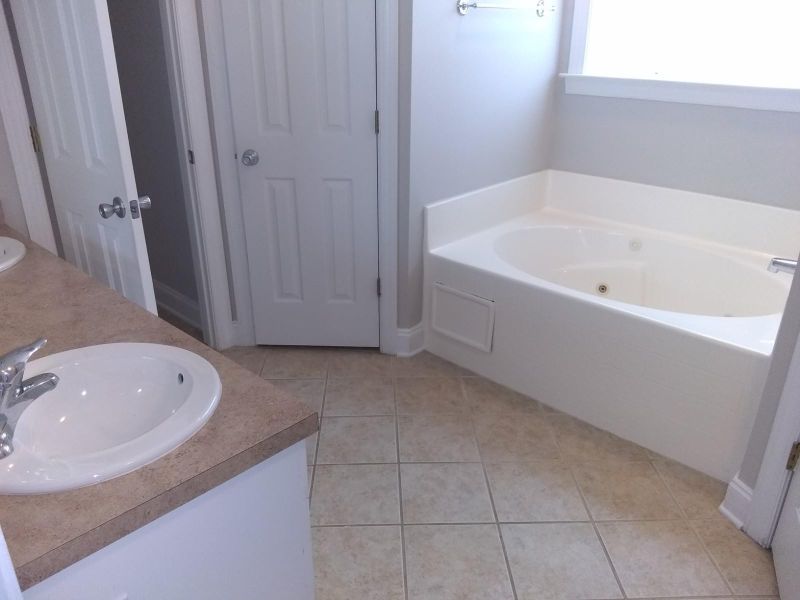 7705 Eagle Lake Rd, North Charleston, SC 29418