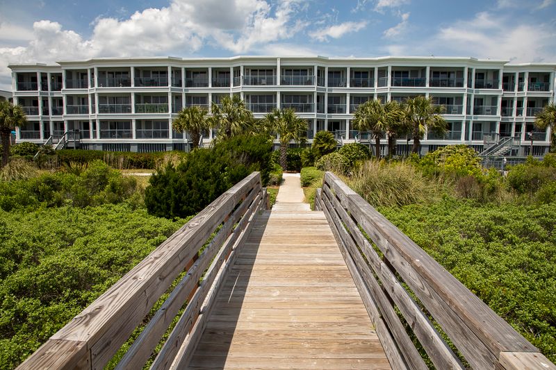 1140 Ocean Blvd #103, Isle Of Palms, SC 29451