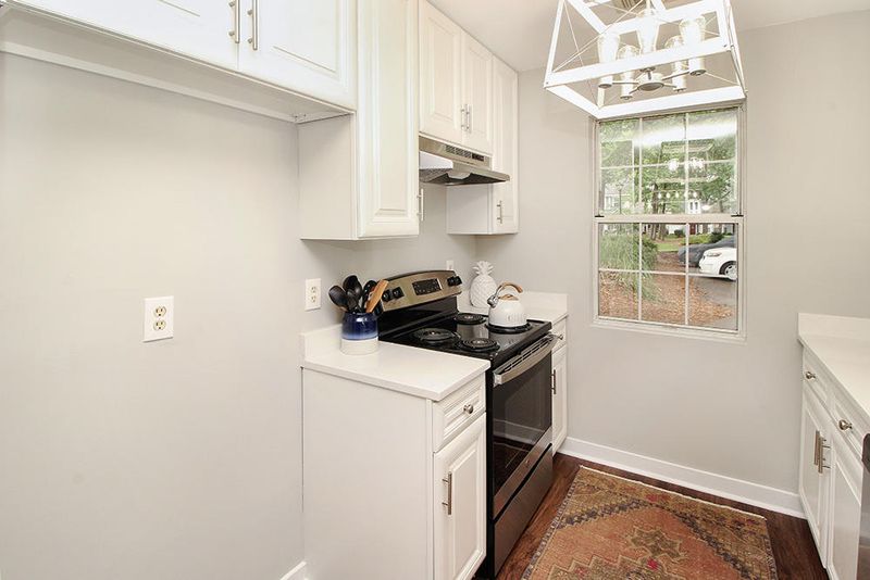 7881 Champion Way, North Charleston, SC 29418