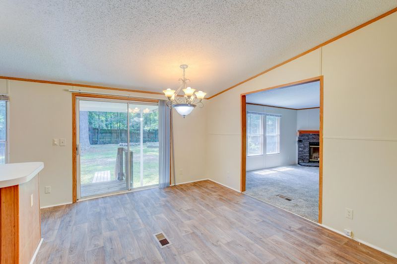 181 Cady Dr, Summerville, SC 29483