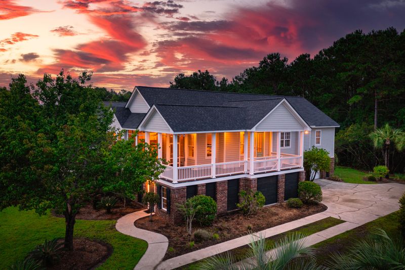 1725 Rivertowne Country Club Dr, Mount Pleasant, SC 29466