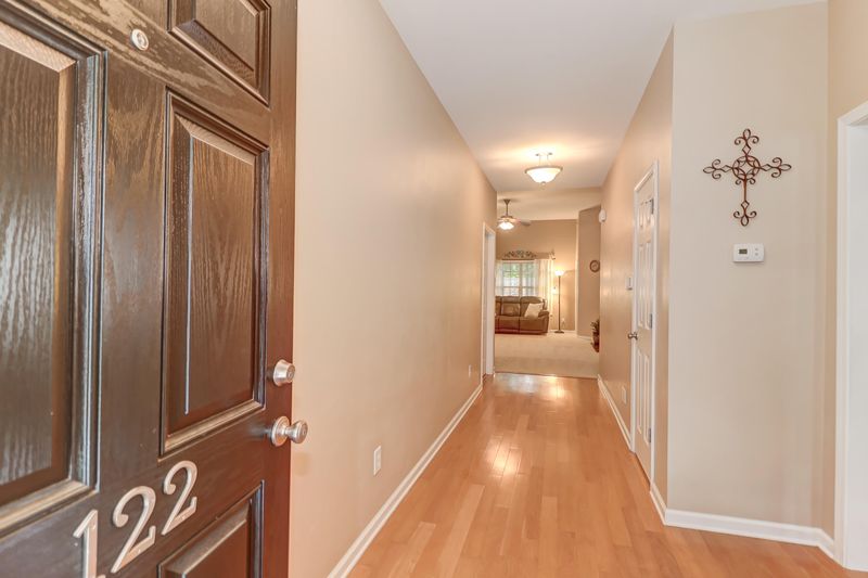 122 Dasharon Ln, Goose Creek, SC 29445