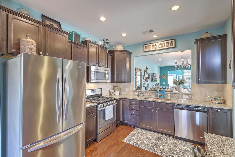 213 Waterfront Park Dr, Summerville, SC 29486