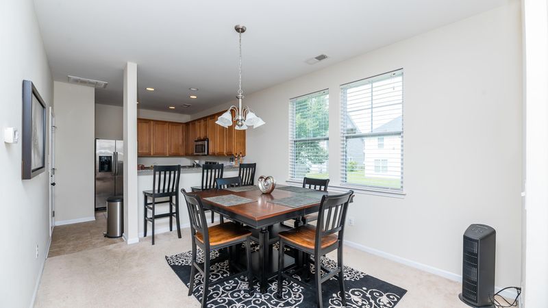 113 Hyrne Dr, Goose Creek, SC 29445