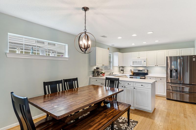 3045 Queensgate Way, Mount Pleasant, SC 29466