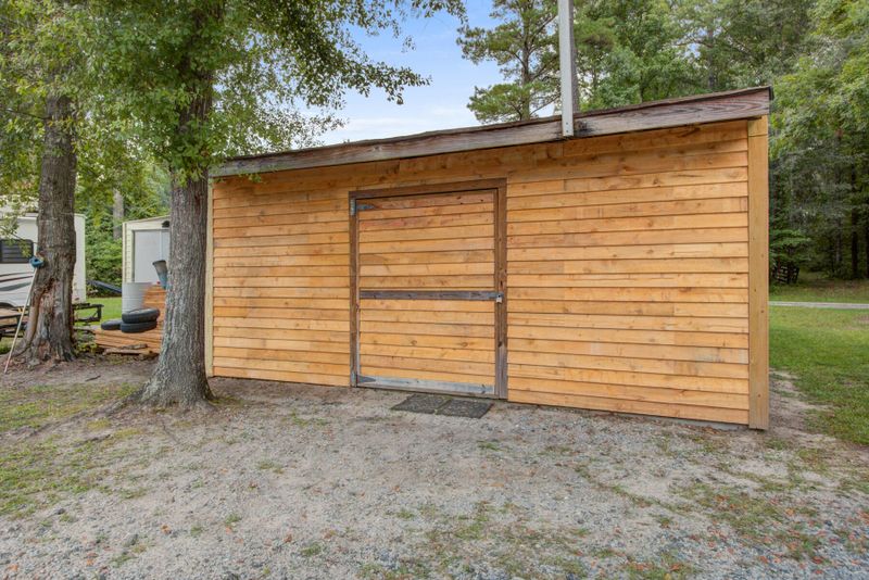 130 Grace Ln, Saint George, SC 29477