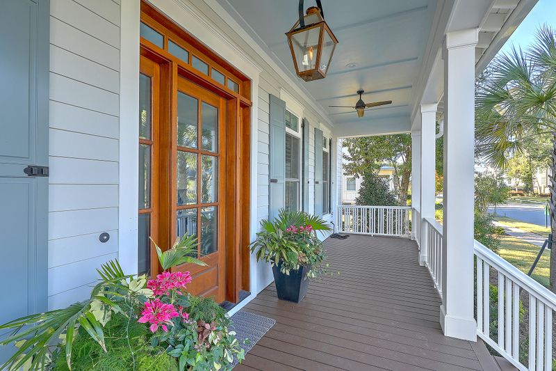 466 Lesesne St, Charleston, SC 29492