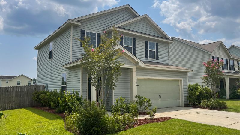 7675 Kinston St, North Charleston, SC 29418
