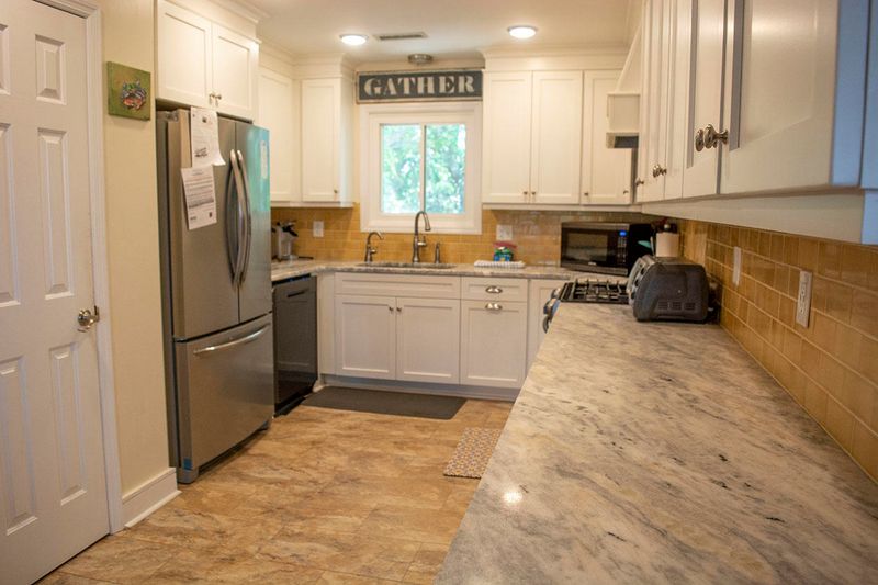 2706 Palmetto Blvd, Edisto Beach, SC 29438