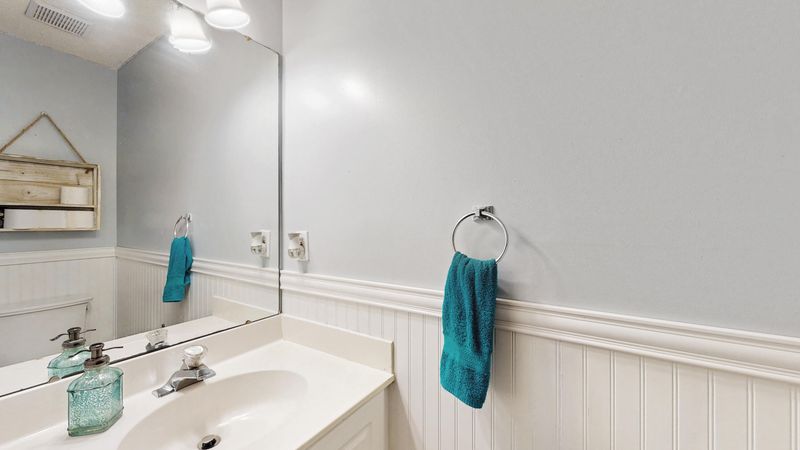 3259 Seaborn Dr, Mount Pleasant, SC 29466
