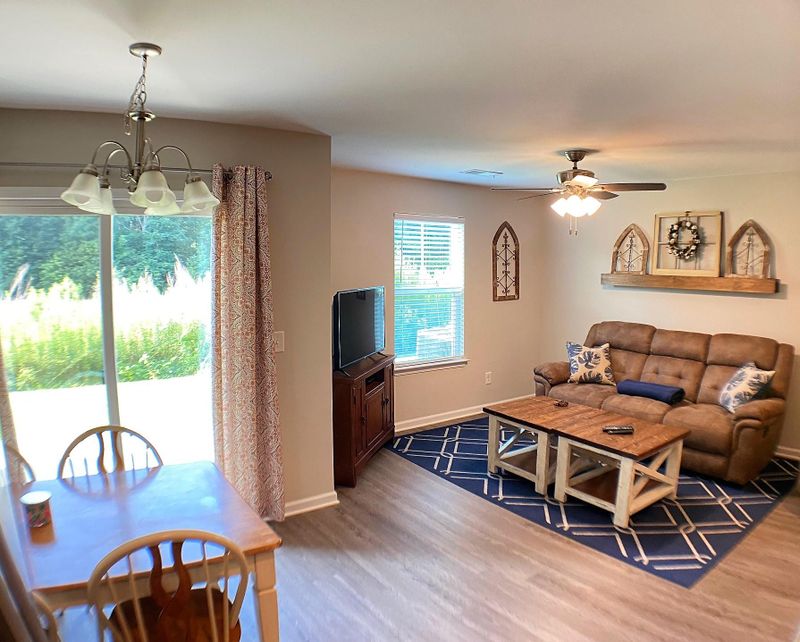 529 Truman Dr, Goose Creek, SC 29445