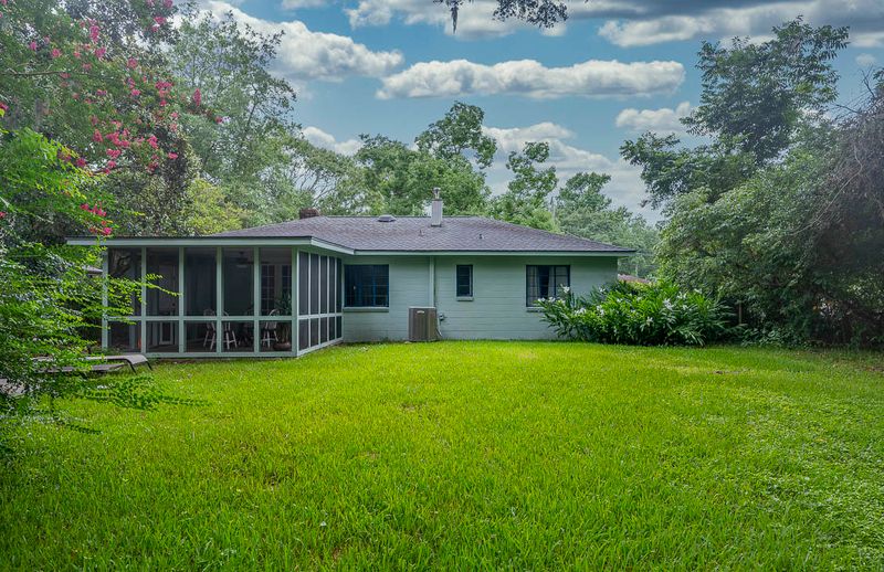 632 W Oak Forest Dr, Charleston, SC 29407