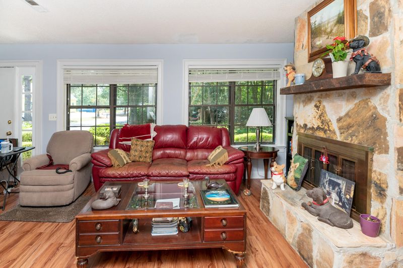 2931 Cathedral Ln, Charleston, SC 29414
