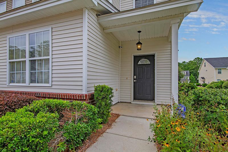 130 Woodward Rd, Goose Creek, SC 29445