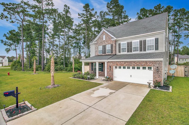 228 Lazy River Ln, Moncks Corner, SC 29461