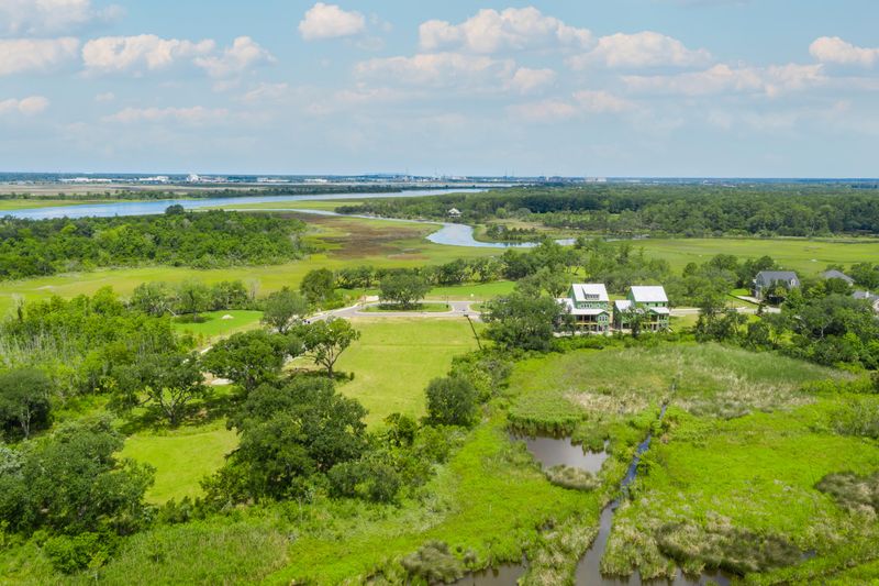 775 Dunham St, Charleston, SC 29492