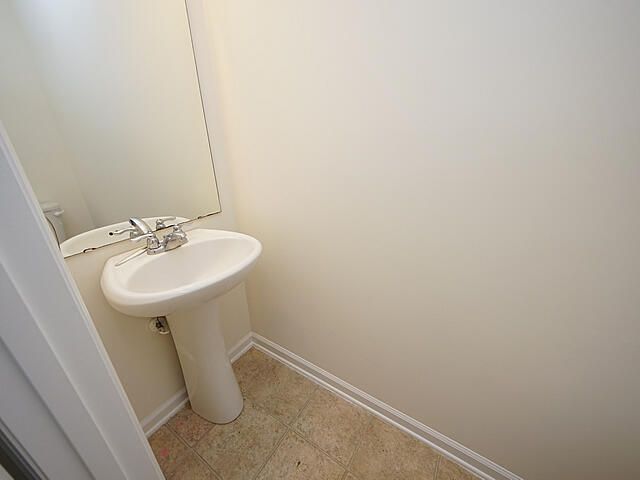 100 Tin Can Al, Summerville, SC 29483