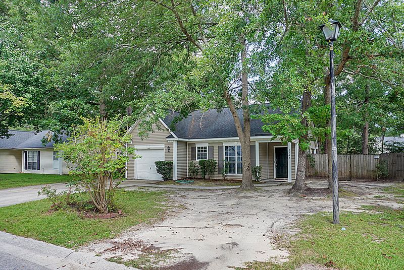 4162 Gaines Mill Dr, North Charleston, SC 29420