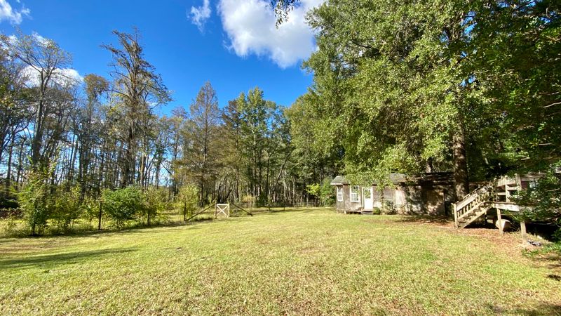 105 Bobs Lake Dr, Summerville, SC 29483