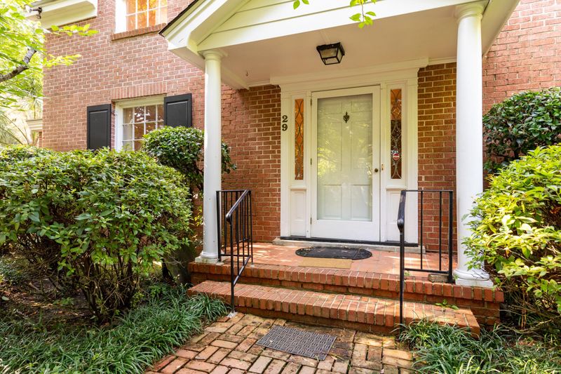 29 Johnson Rd, Charleston, SC 29407