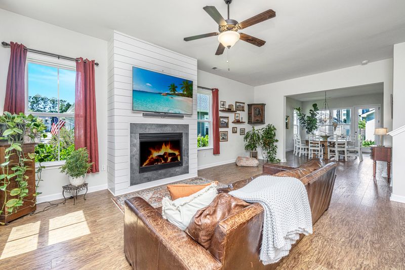 104 Julian Hamlet Dr, Summerville, SC 29483