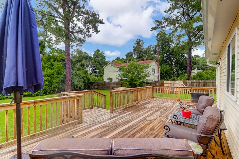 1556 Inland Ave, James Island, SC 29412