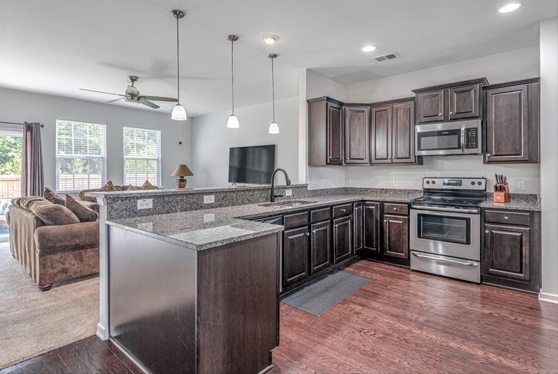 7762 High Maple Cir, North Charleston, SC 29418