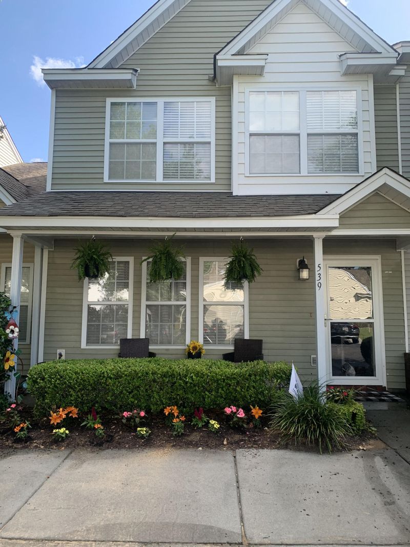 539 Tayrn Dr, Charleston, SC 29492