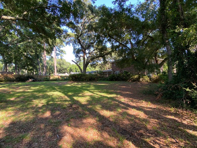 825 Jeb Stuart Rd, Charleston, SC 29412
