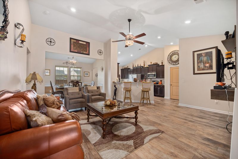 222 Witch Hazel St, Summerville, SC 29486