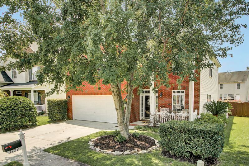 1752 Wayah Dr, Charleston, SC 29414