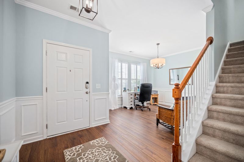 483 Whispering Breeze Ln, Summerville, SC 29486