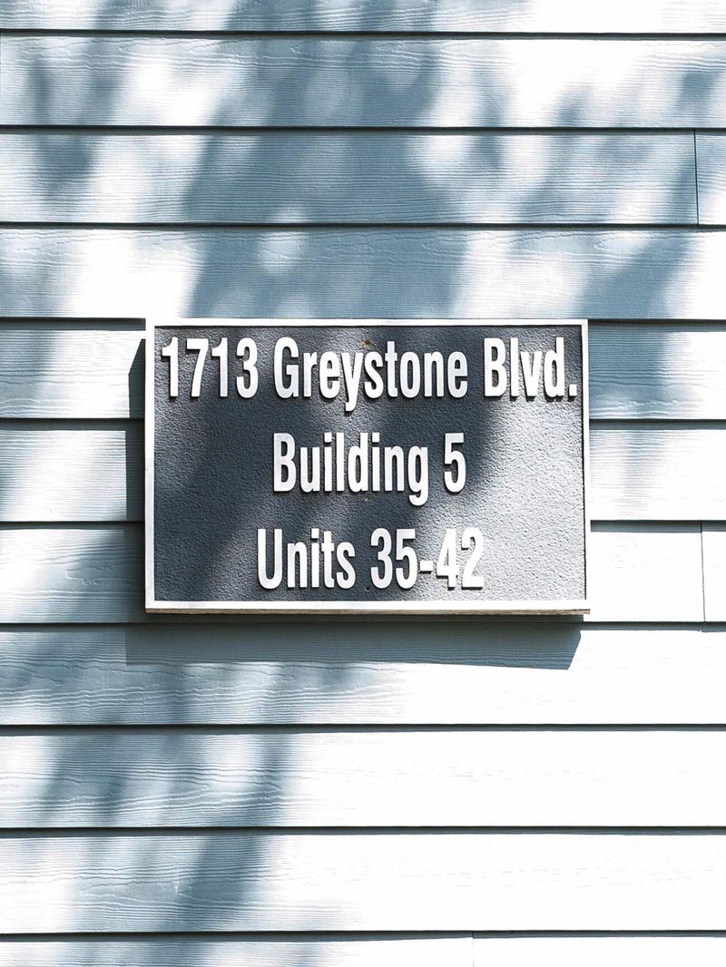 1713 Greystone Blvd #40, Mount Pleasant, SC 29464