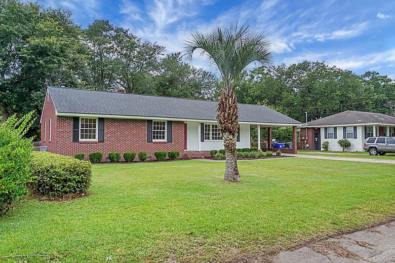 4755 Farmal St, North Charleston, SC 29405