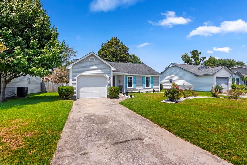 124 Persimmon Cir, Goose Creek, SC 29445