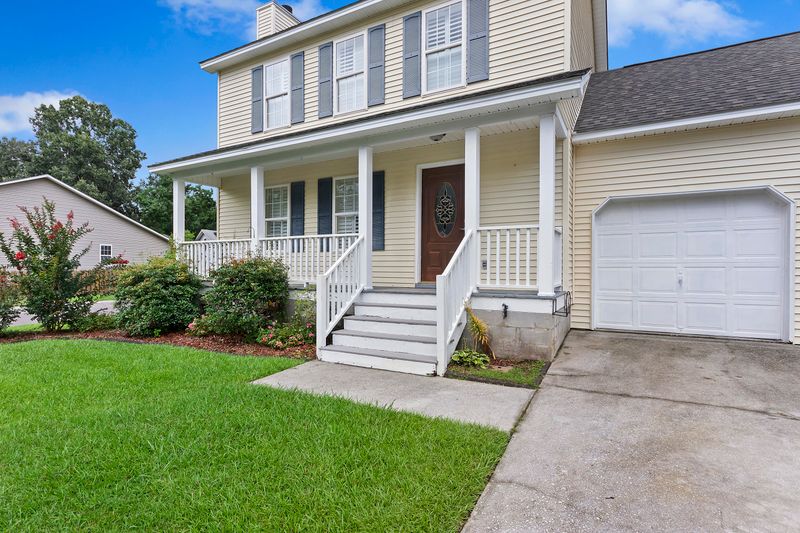 6640 Bent Creek Dr, Charleston, SC 29420